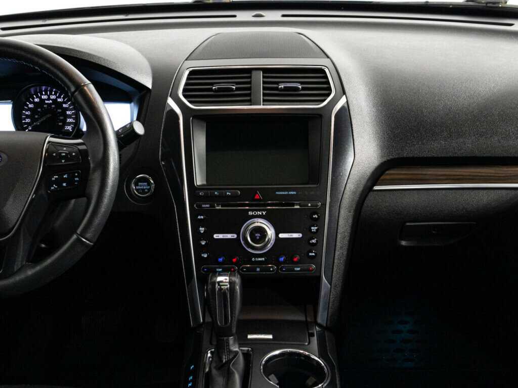 Ford Explorer, 2018 Фото №14