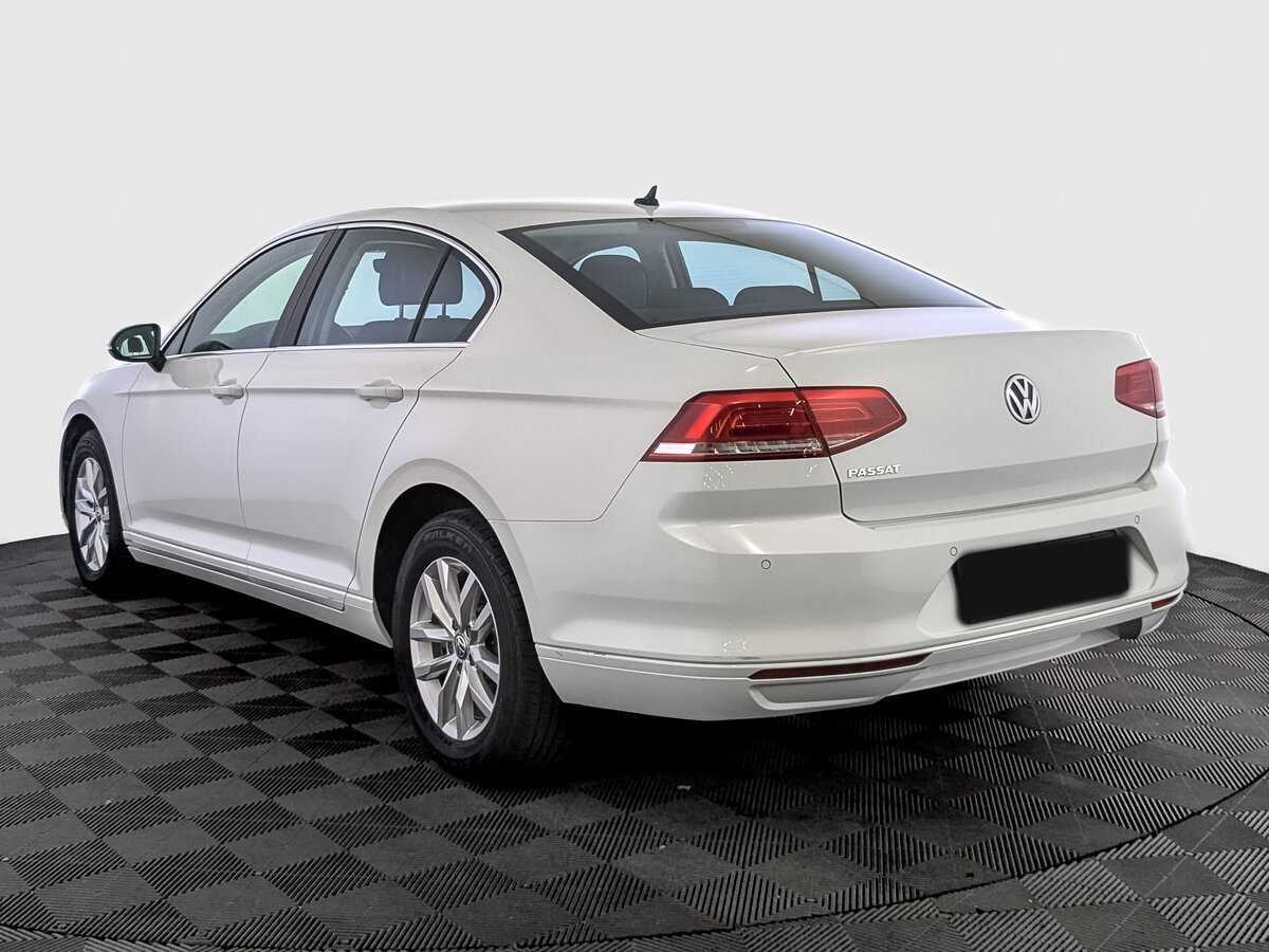 Volkswagen Passat, 2019 Фото №7