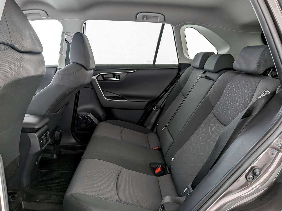 Toyota RAV4, 2020 Фото №10