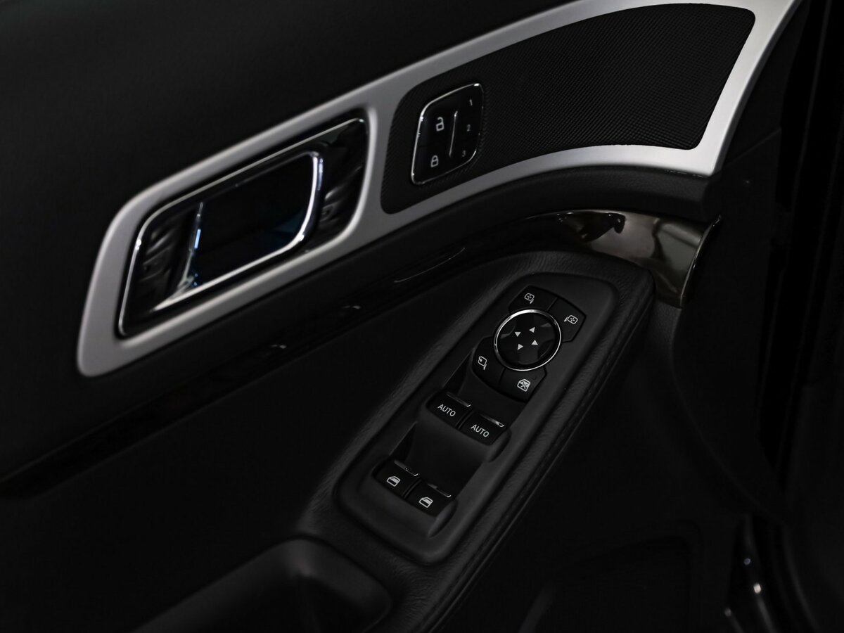 Ford Explorer V, 2013 Фото №13