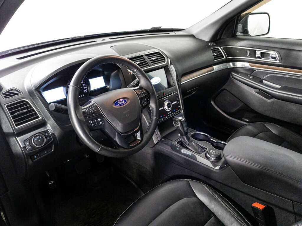 Ford Explorer, 2018 Фото №11