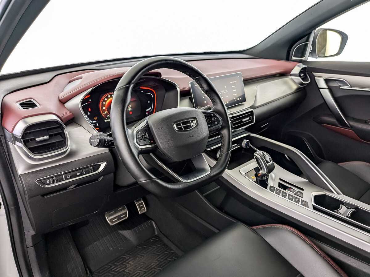 Geely Coolray, 2022 Фото №16