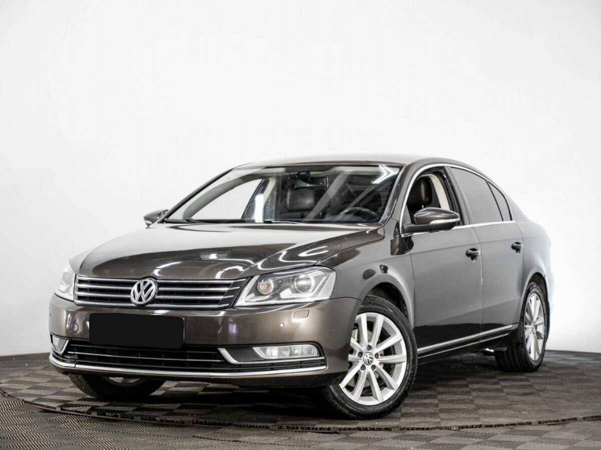 Volkswagen Passat, 2012 Фото №1