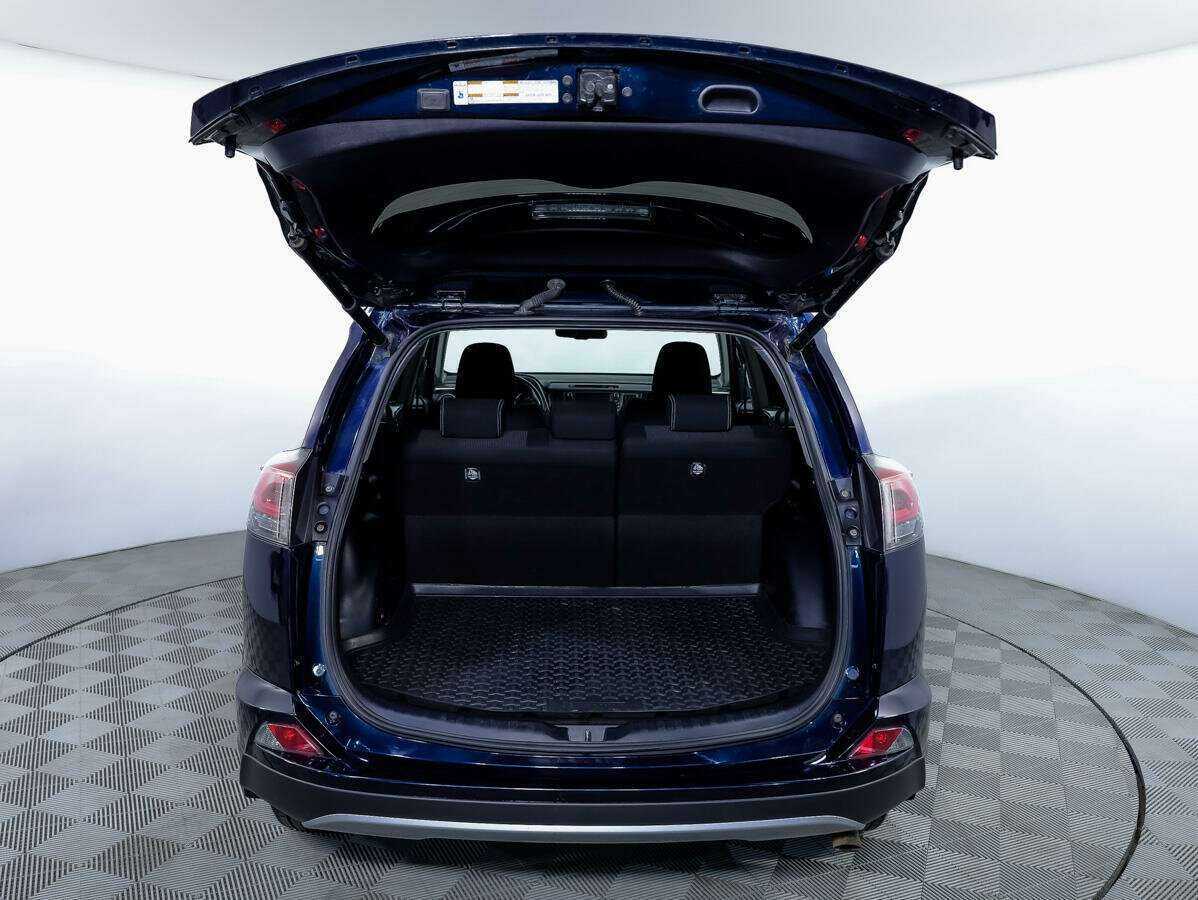 Toyota RAV4, 2019 Фото №19