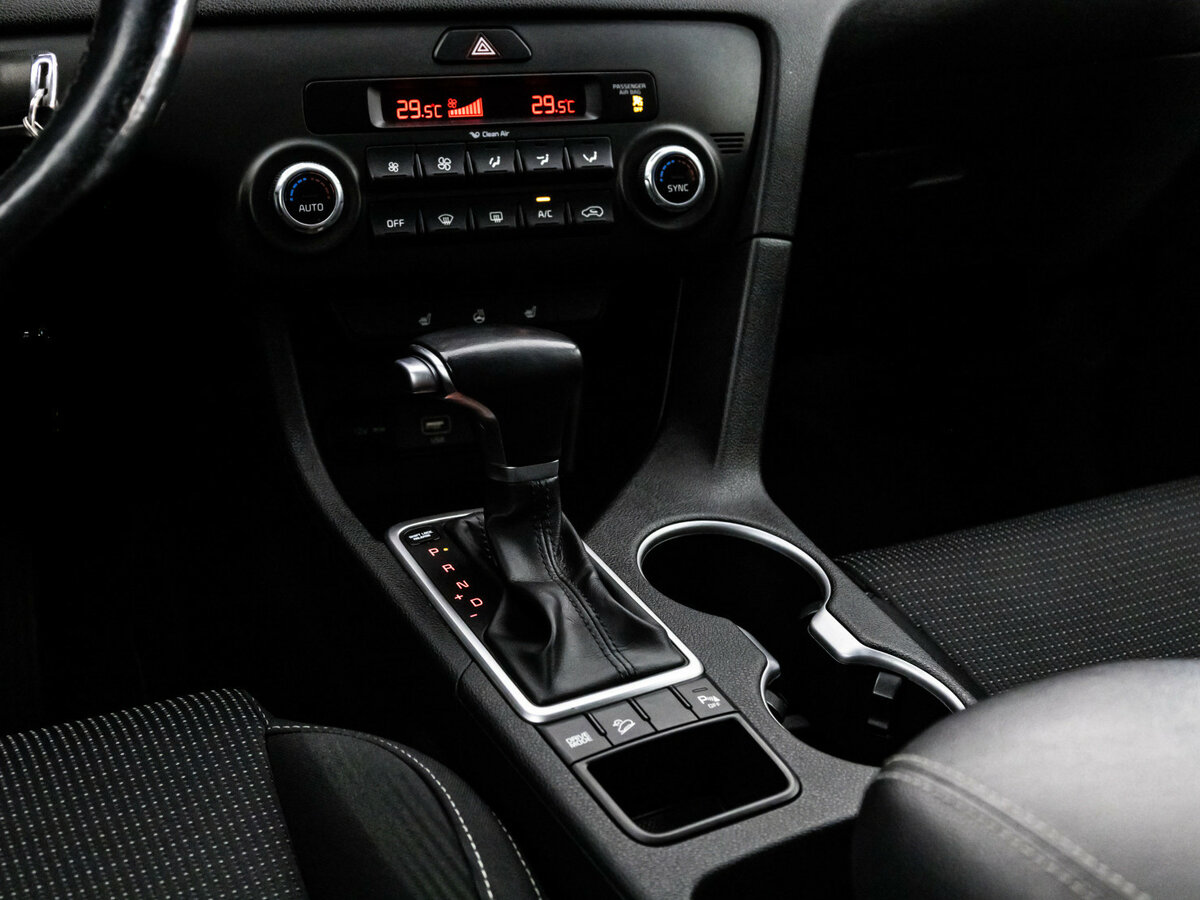 Kia Sportage IV Рестайлинг, 2018 Фото №11