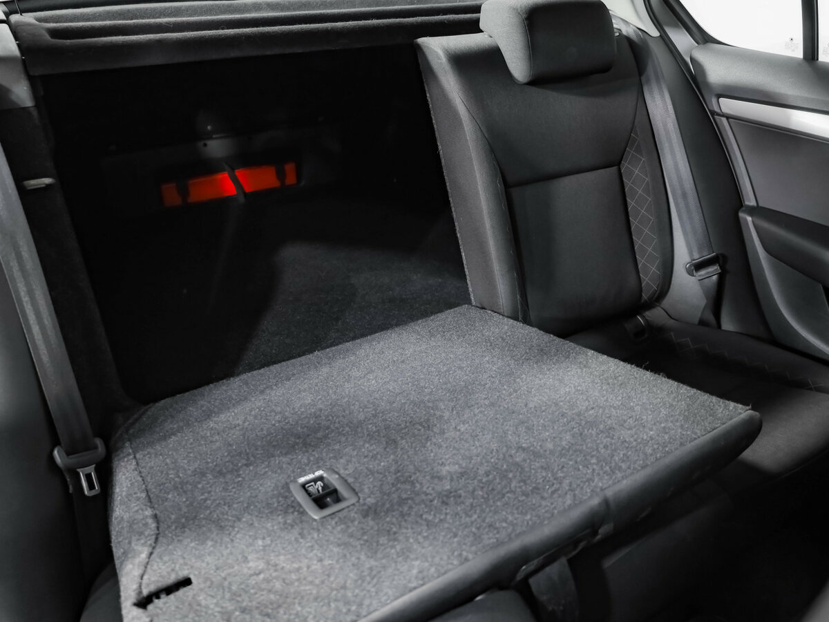 Skoda Octavia III (A7) Рестайлинг, 2018 Фото №19