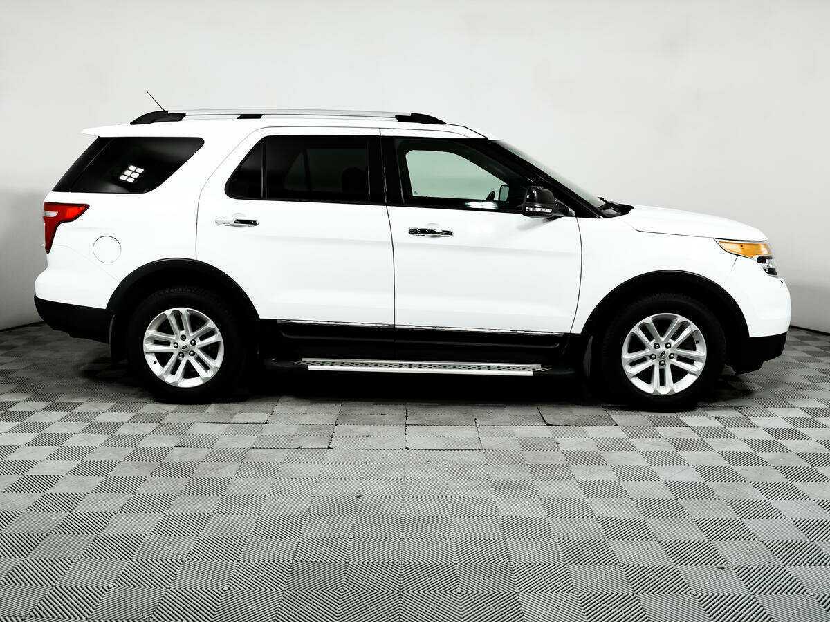 Ford Explorer, 2013 Фото №4