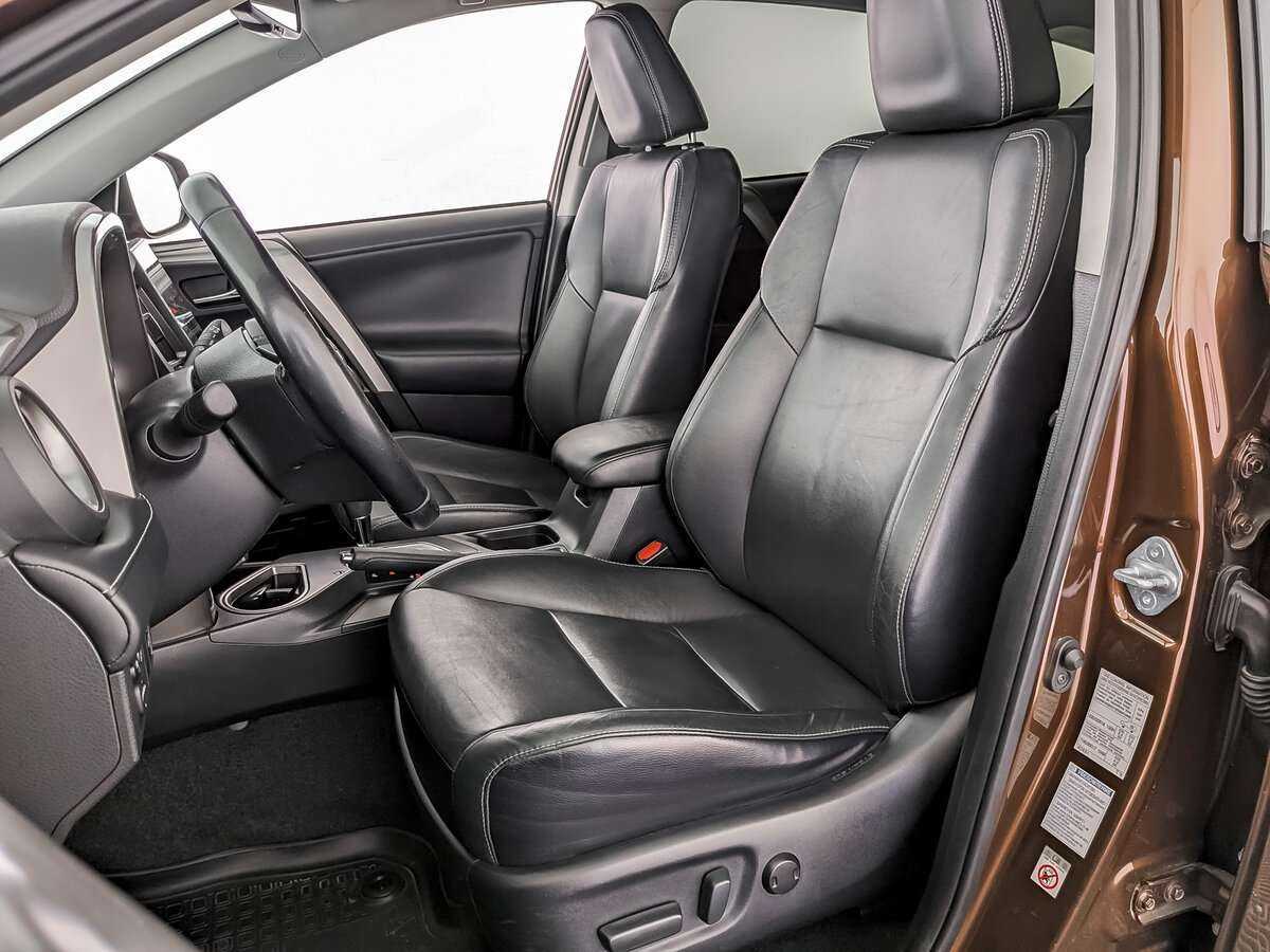 Toyota RAV4, 2017 Фото №16