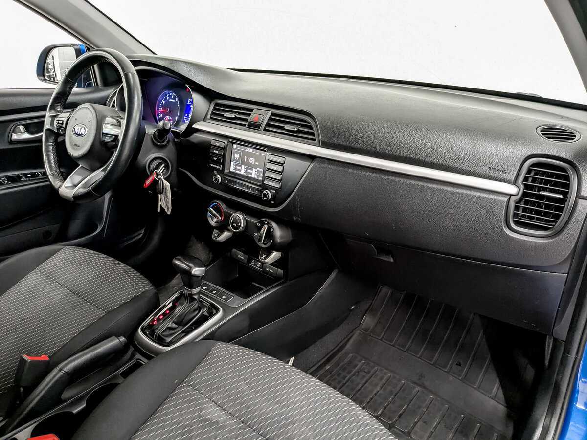 Kia Rio X-Line, 2019 Фото №11