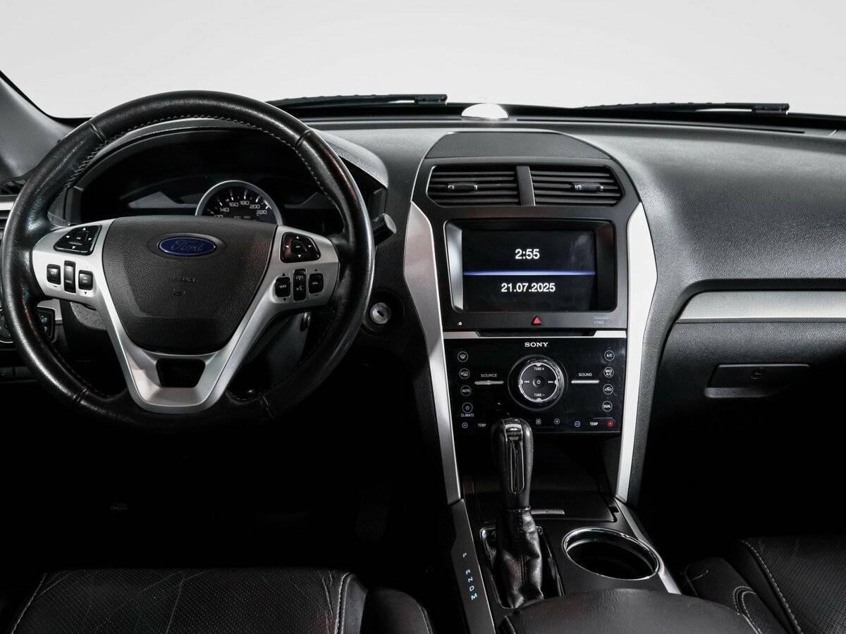 Ford Explorer Sport, 2013 Фото №12