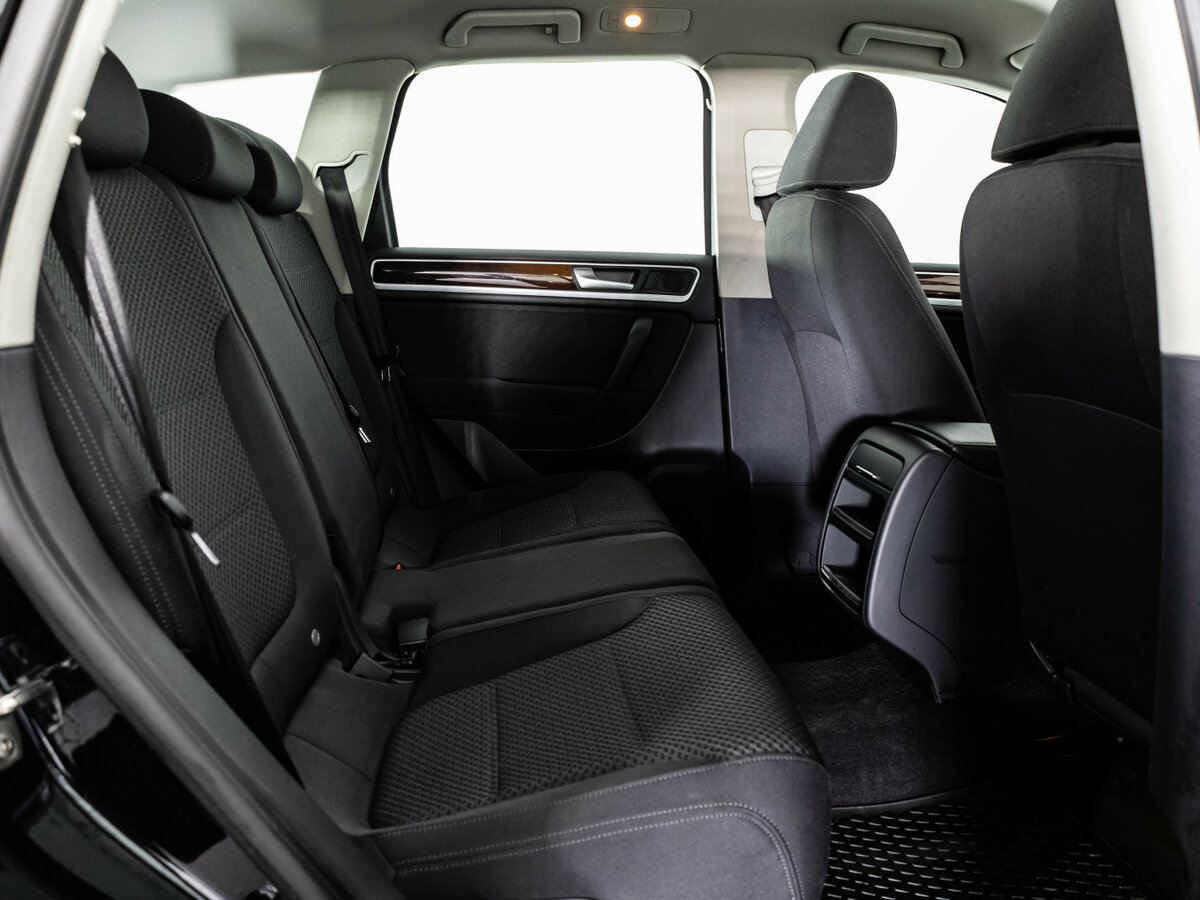 Volkswagen Touareg II, 2012 Фото №17