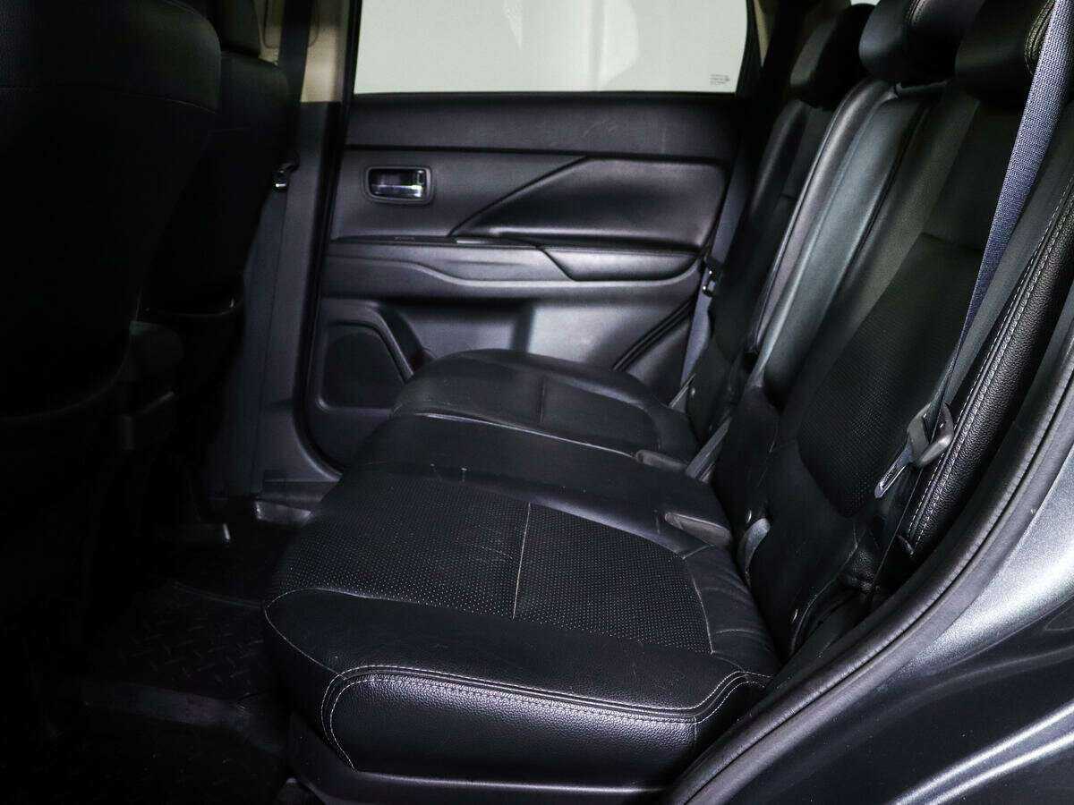 Mitsubishi Outlander, 2013 Фото №7