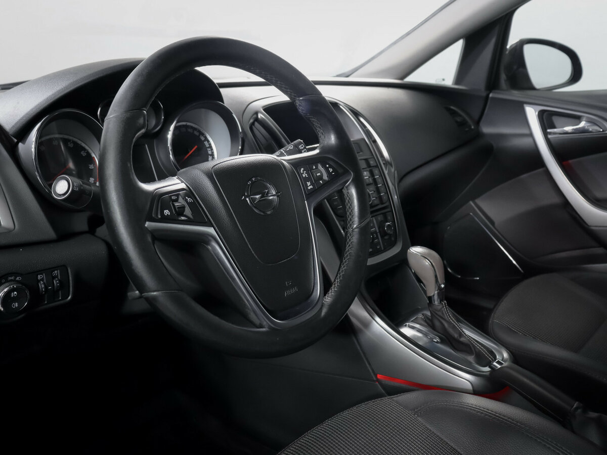 Opel Astra J, 2012 Фото №11