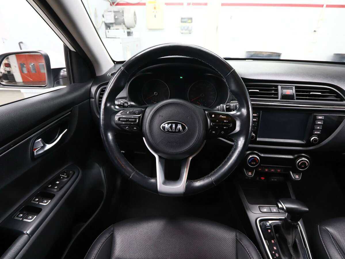 Kia Rio X-Line, 2018 Фото №14