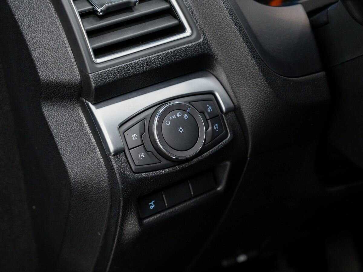 Ford Explorer, 2018 Фото №16