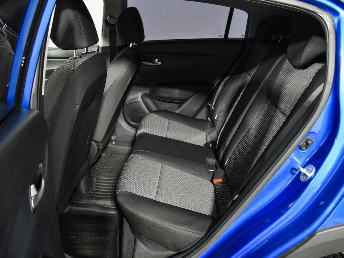 Kia Rio X-Line IV, 2019 Фото №11