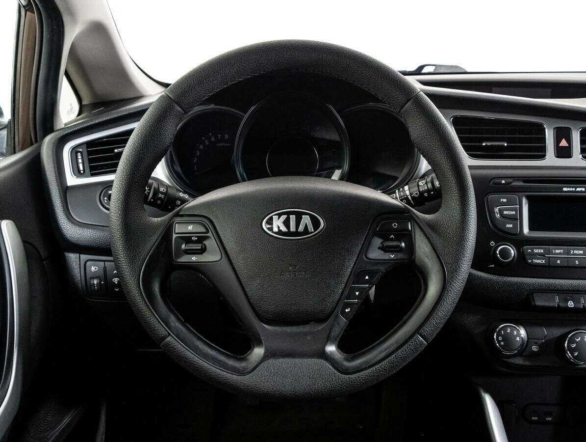 Kia Ceed, 2015 Фото №12