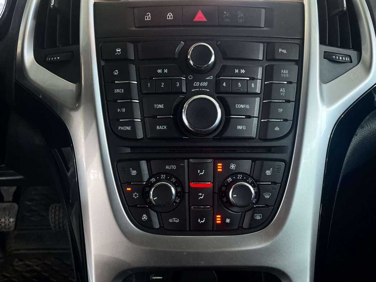 Opel Astra GTC, 2014 Фото №13