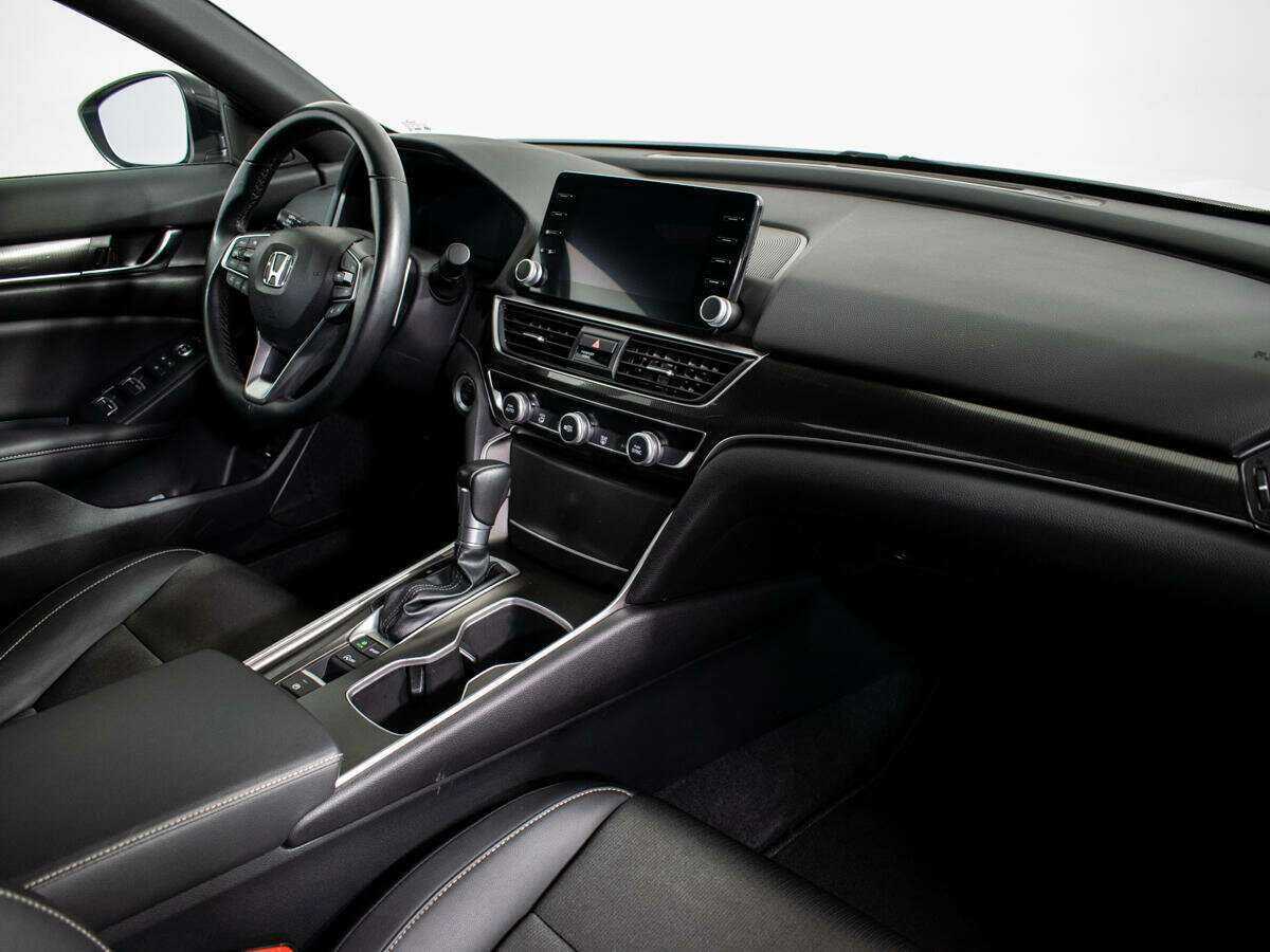 Honda Accord, 2022 Фото №7