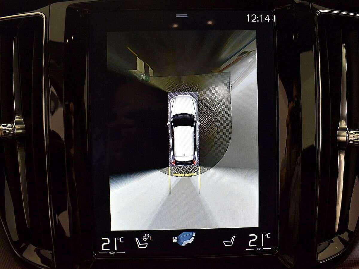 Volvo XC60, 2018 Фото №16