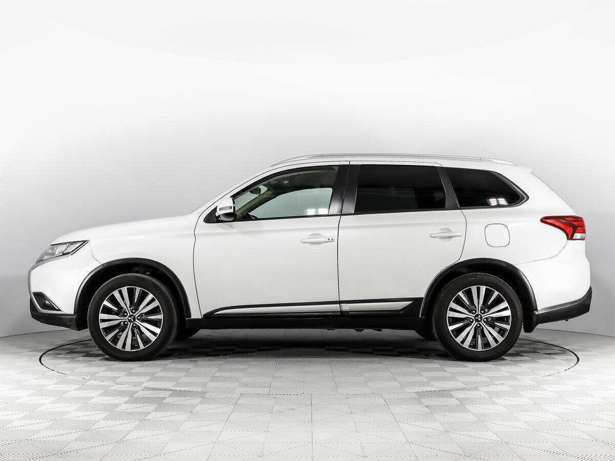 Mitsubishi Outlander, 2020 Фото №8