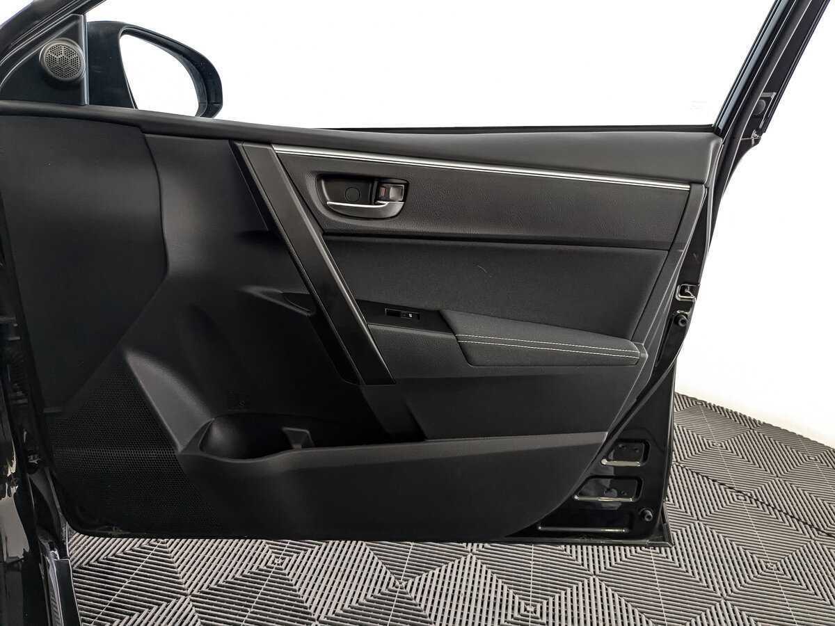 Toyota Corolla, 2017 Фото №24