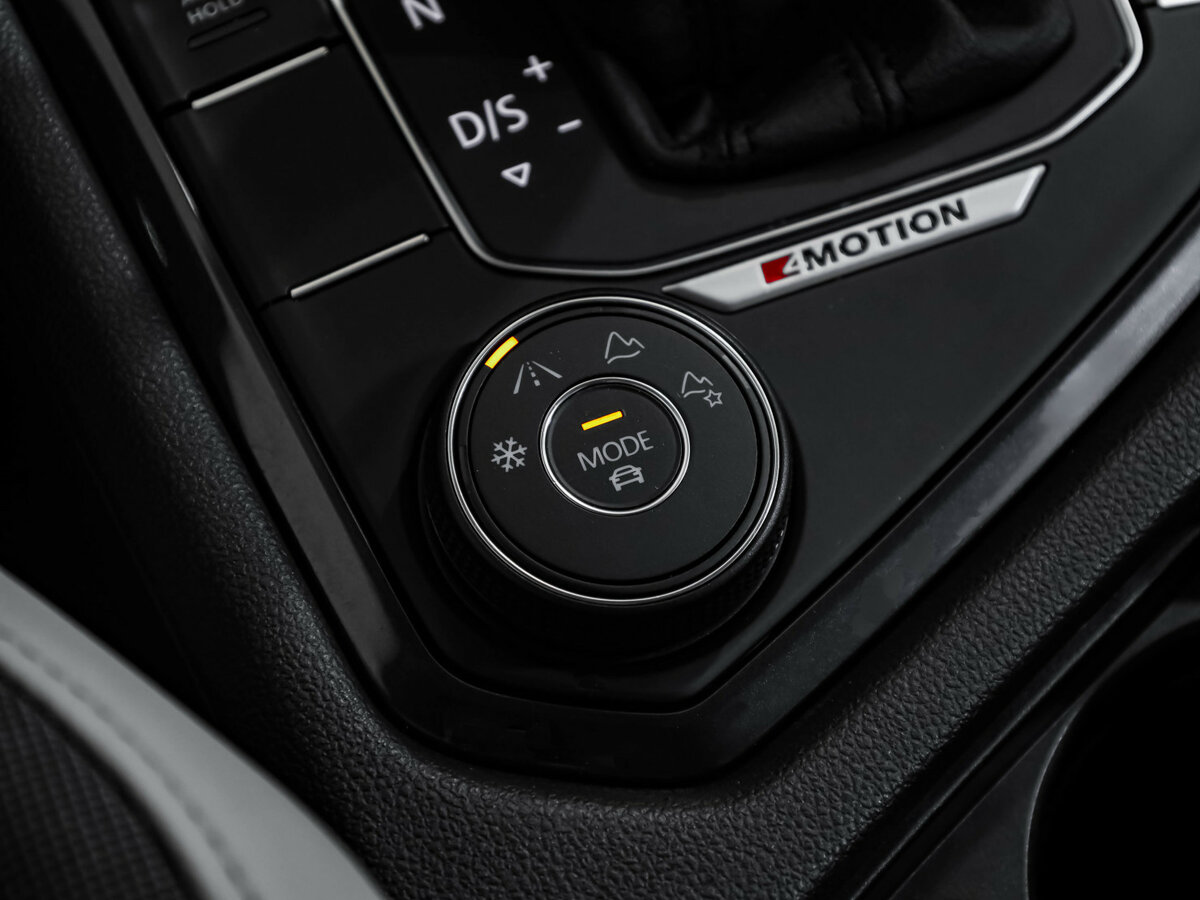 Volkswagen Tiguan II, 2019 Фото №17