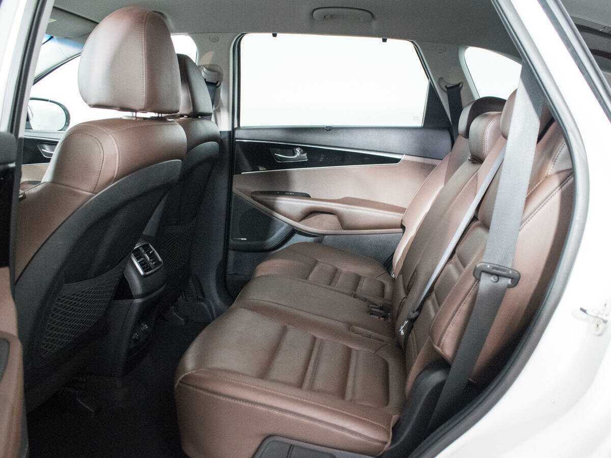 Kia Sorento, 2018 Фото №10