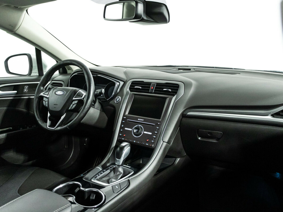 Ford Mondeo V, 2015 Фото №8