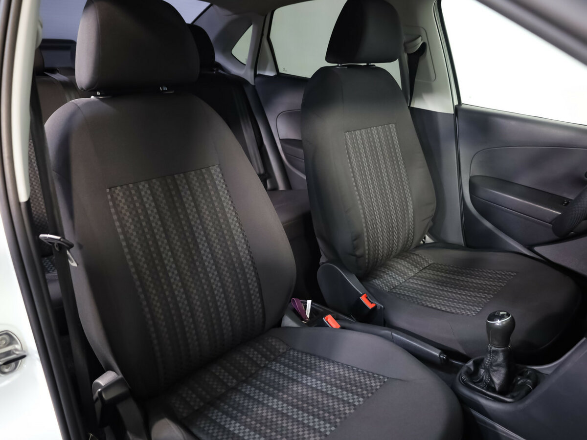 Volkswagen Polo V Рестайлинг, 2018 Фото №14