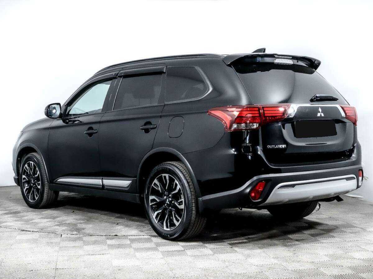 Mitsubishi Outlander, 2022 Фото №6