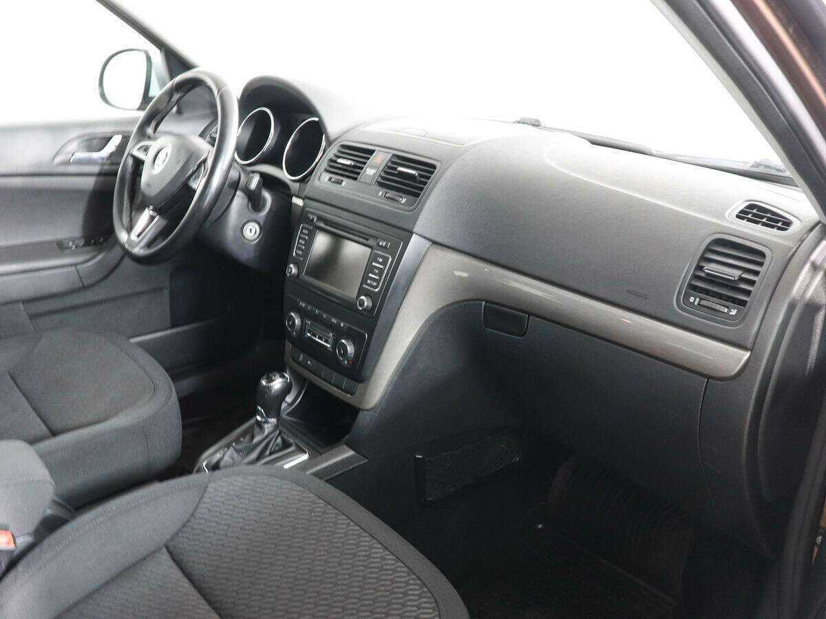Skoda Yeti, 2014 Фото №10