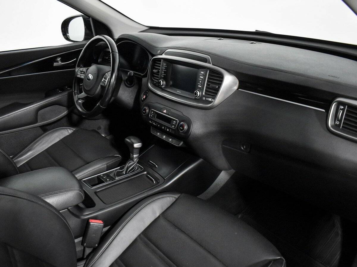 Kia Sorento, 2019 Фото №12