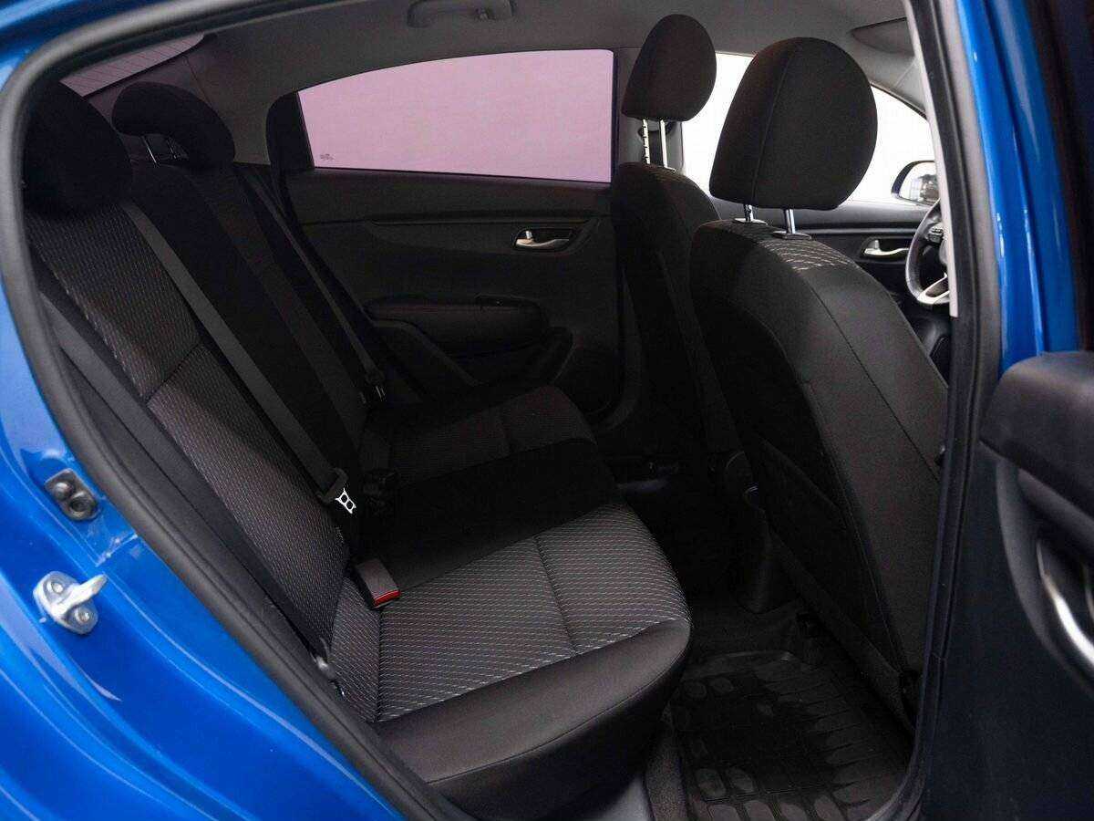 Kia Rio, 2018 Фото №10
