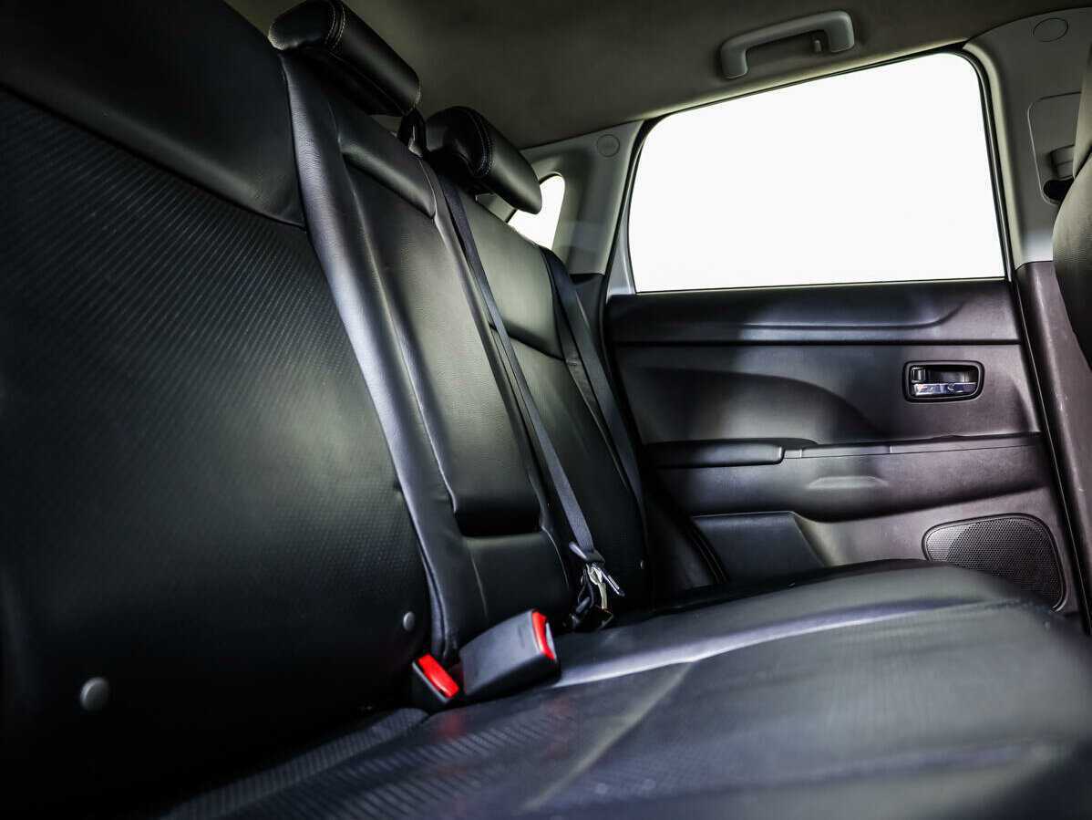 Mitsubishi ASX, 2012 Фото №12