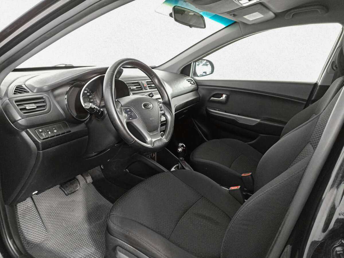 Kia Rio, 2017 Фото №12