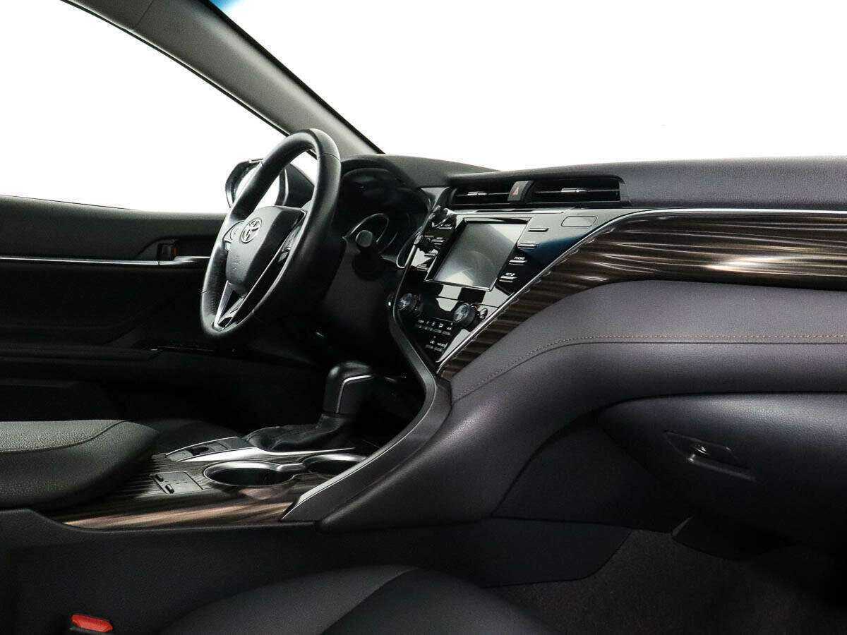 Toyota Camry, 2020 Фото №5