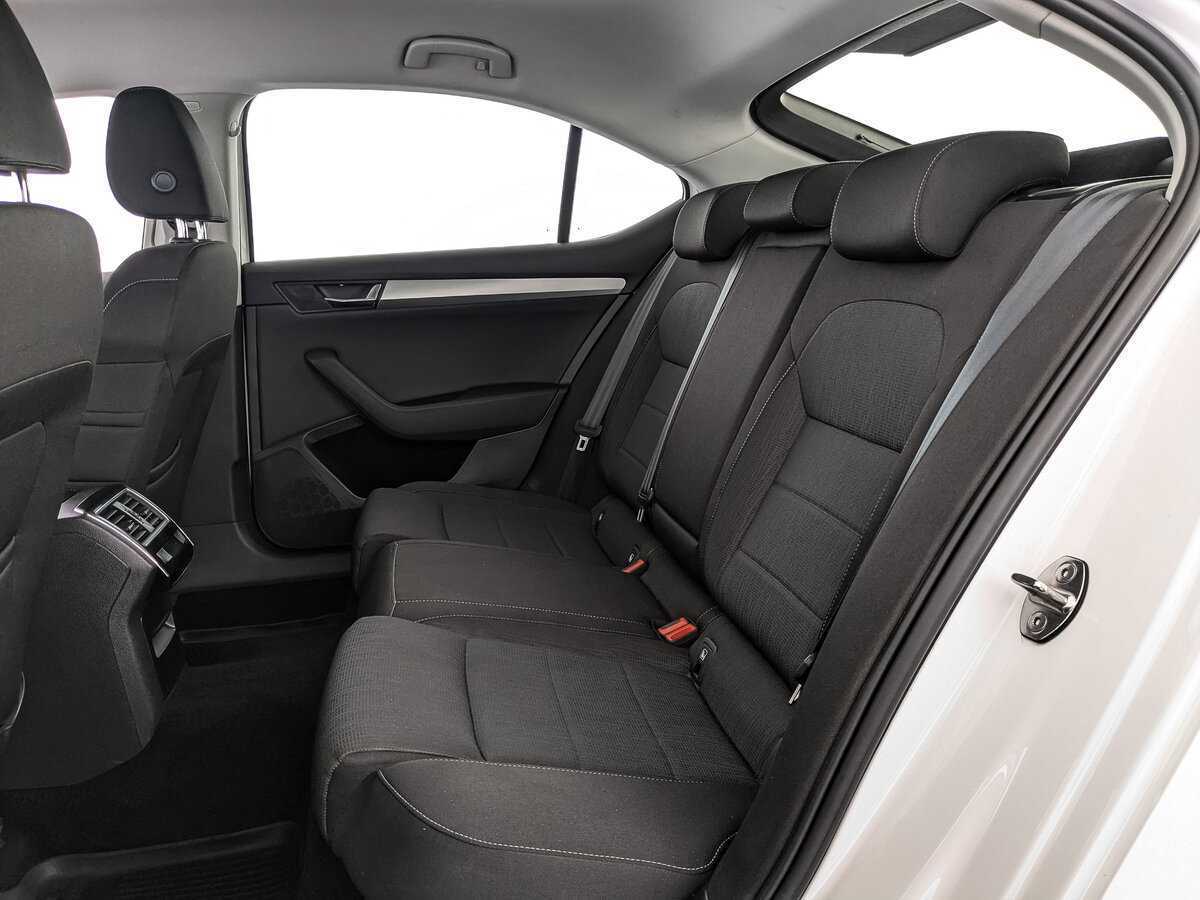 Skoda Superb, 2017 Фото №16