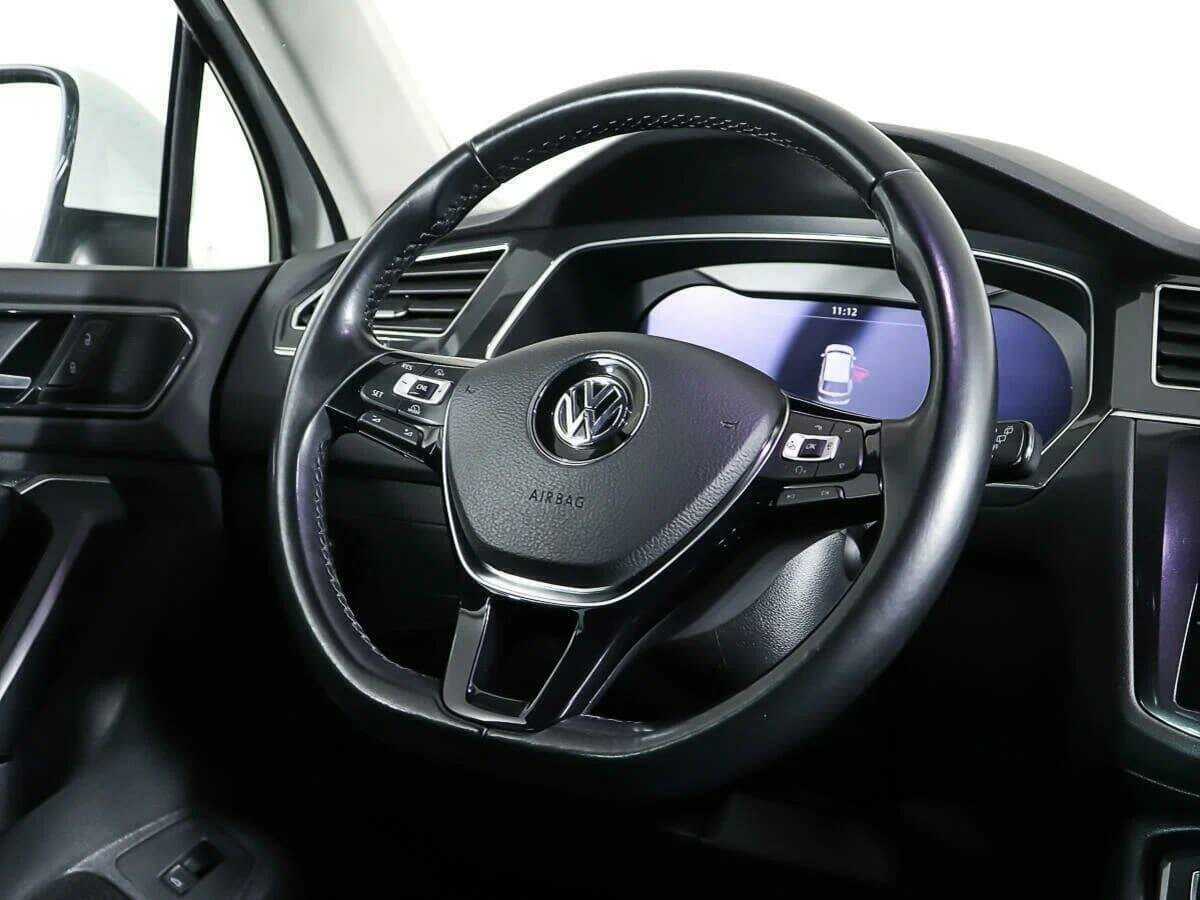 Volkswagen Tiguan, 2017 Фото №13