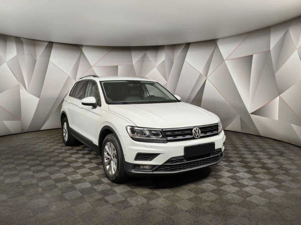 Volkswagen Tiguan, 2018 Фото №3