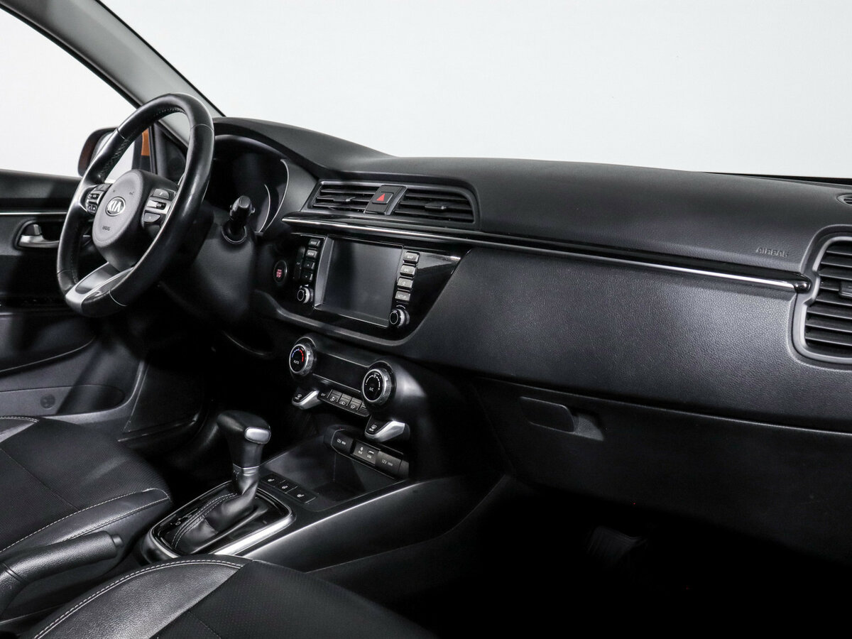 Kia Rio X-Line IV, 2017 Фото №7