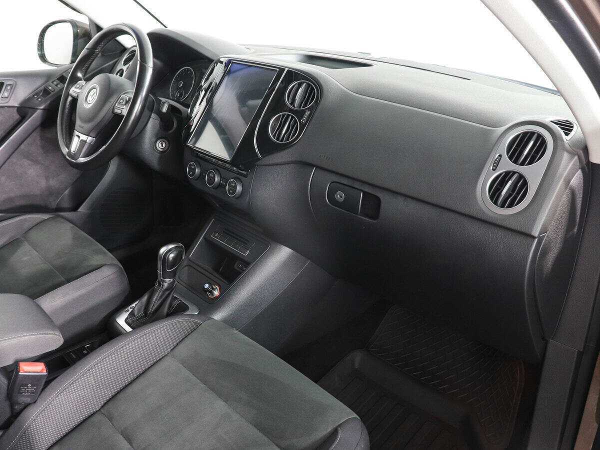 Volkswagen Tiguan, 2016 Фото №8