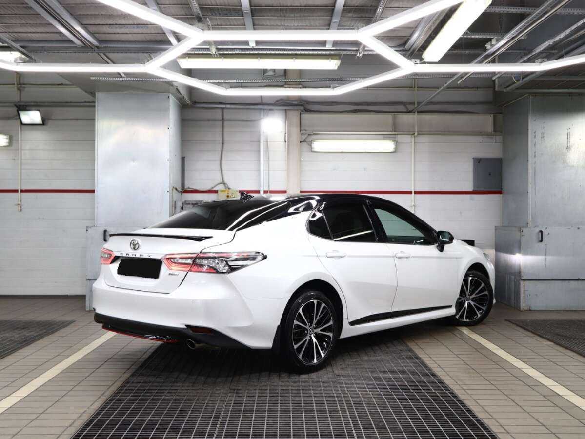Toyota Camry, 2020 Фото №2
