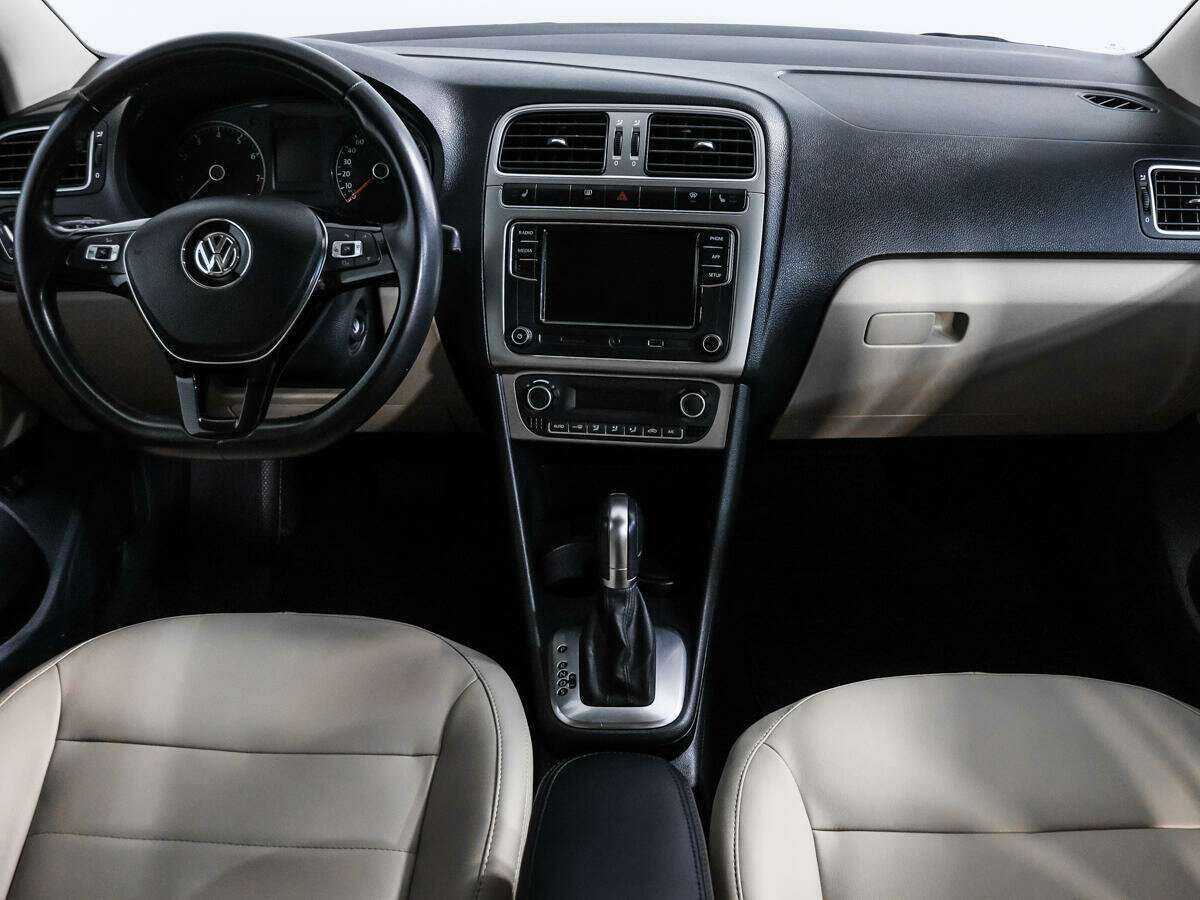 Volkswagen Polo, 2018 Фото №10