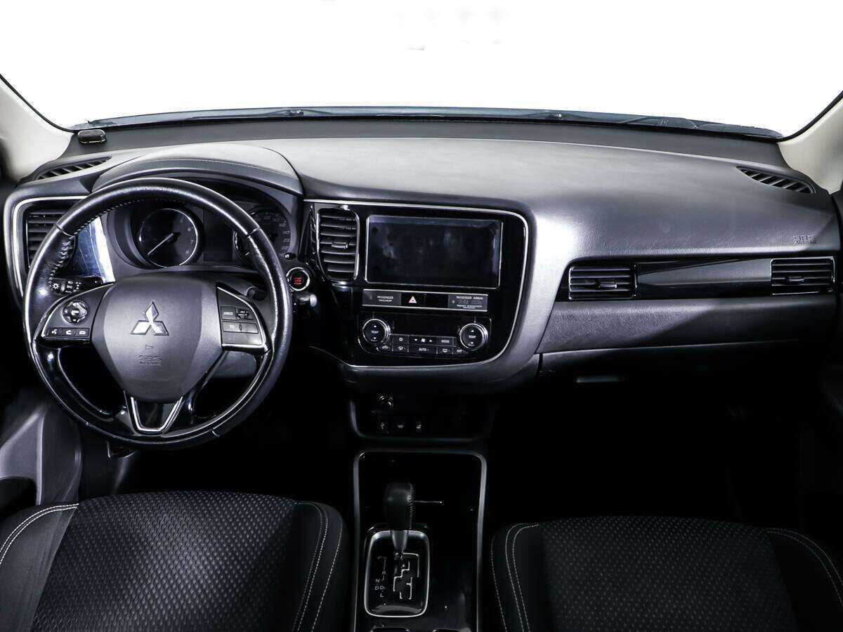 Mitsubishi Outlander, 2019 Фото №11