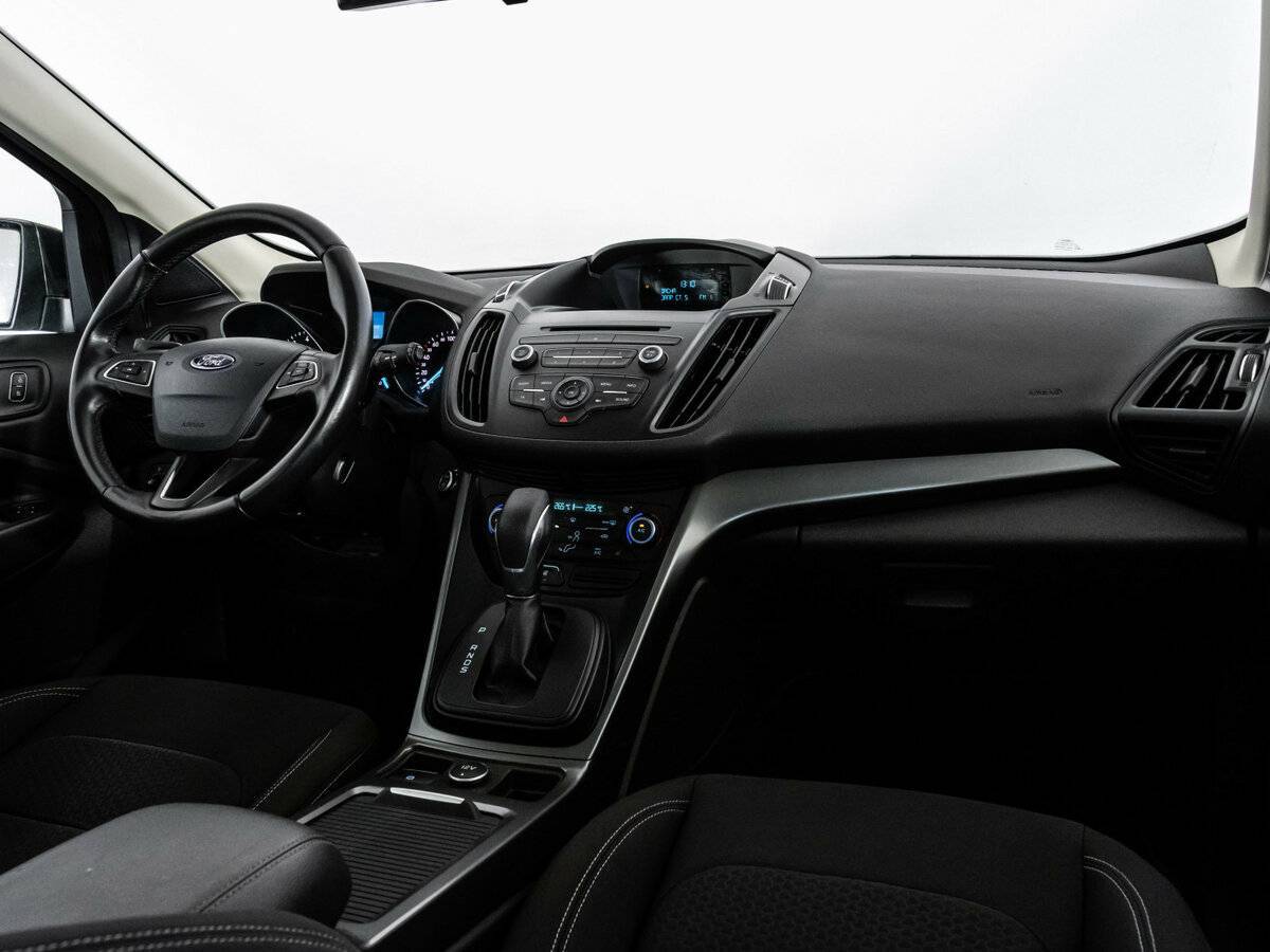 Ford Kuga, 2017 Фото №9