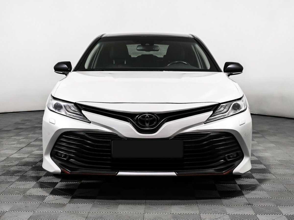 Toyota Camry, 2020 Фото №2
