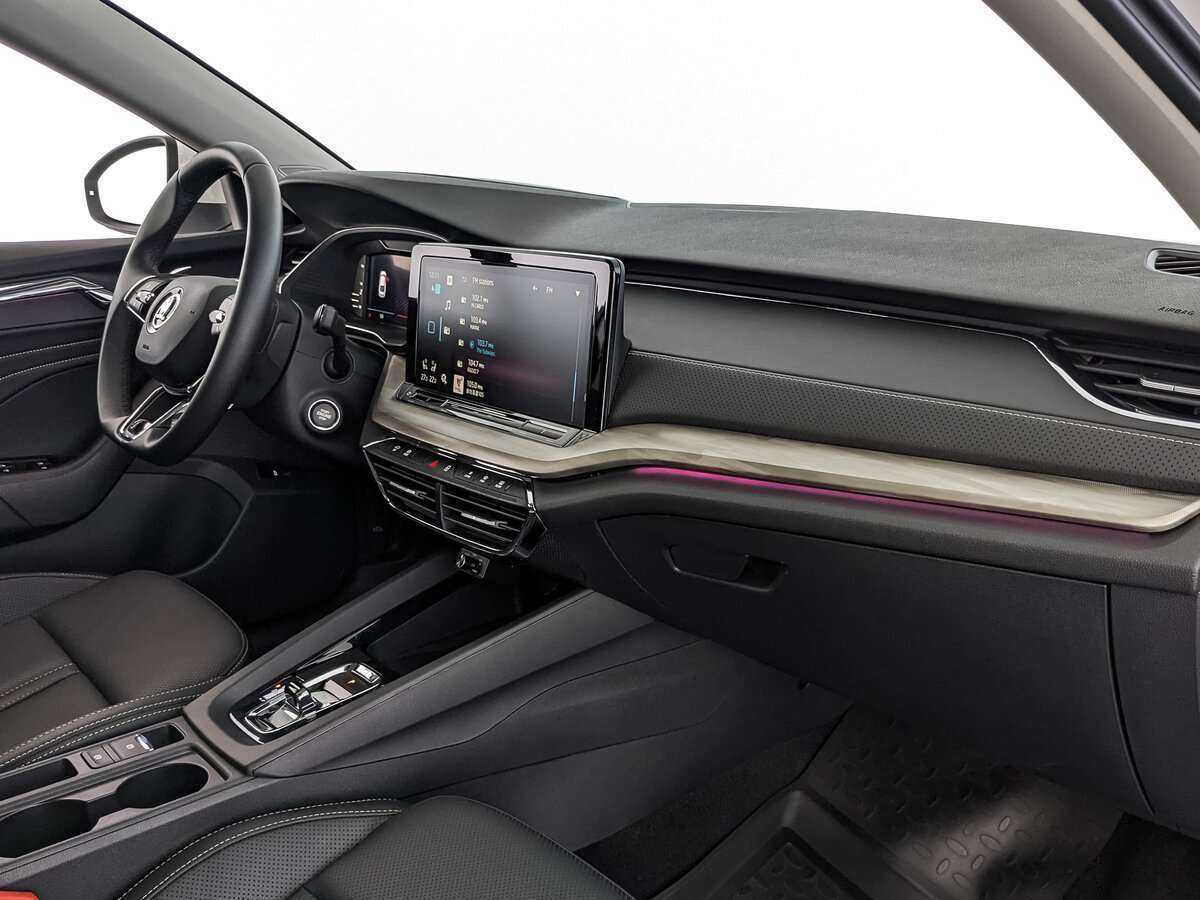Skoda Octavia, 2023 Фото №8