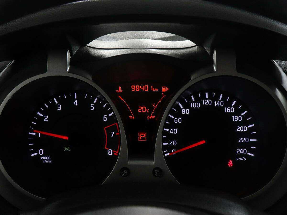 Nissan Juke, 2014 Фото №11