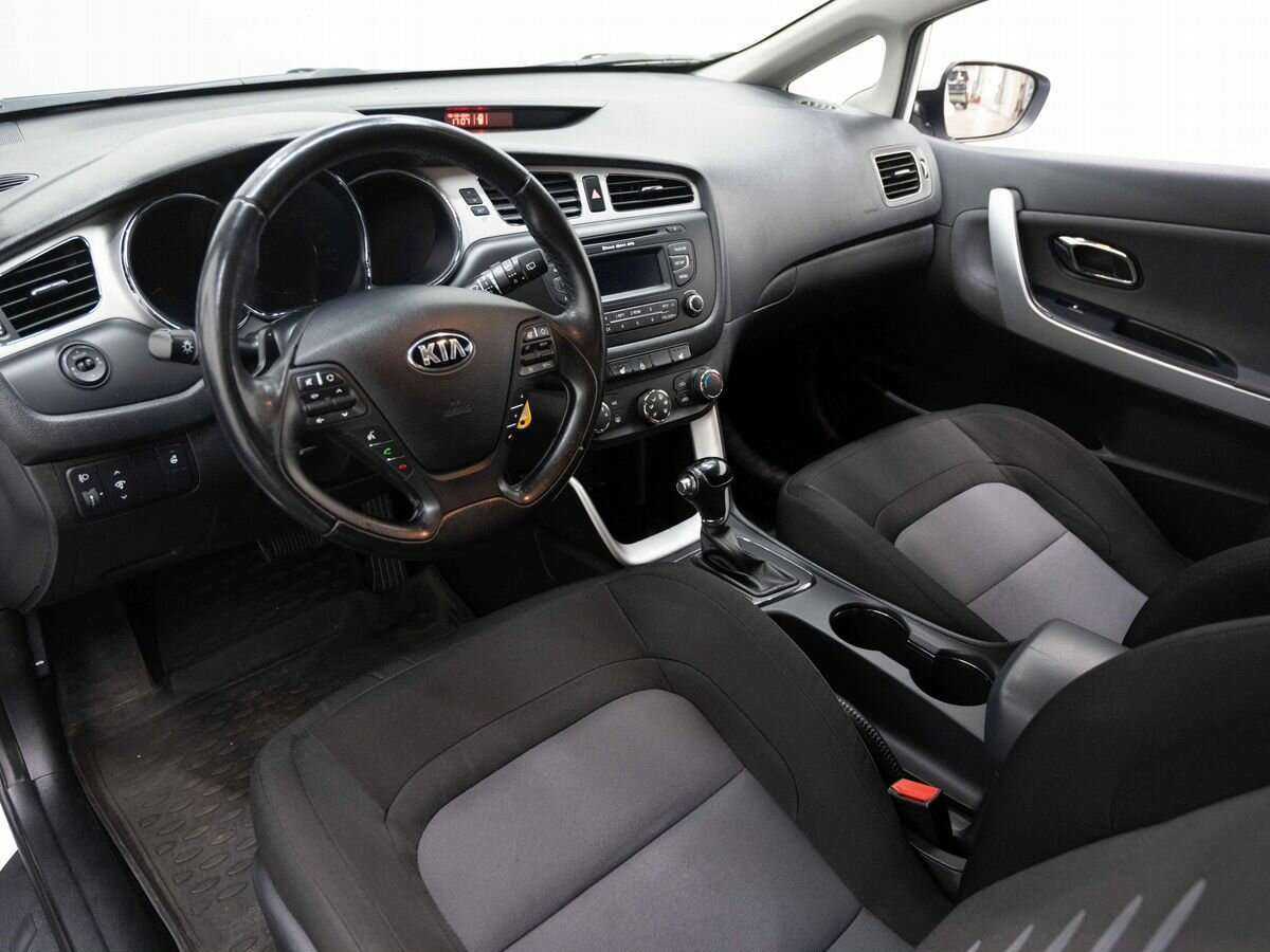 Kia Ceed, 2014 Фото №7
